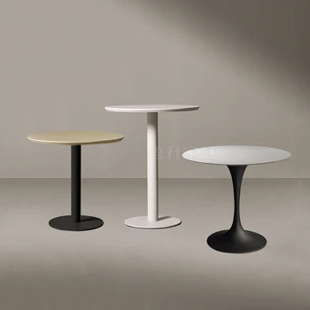 Nordijska majhno okroglo jedilno tableModern svetlobe luksuzni hotelski restavraciji tabela govori eno mizo, oblikovalec sprejem pogajanja tabela